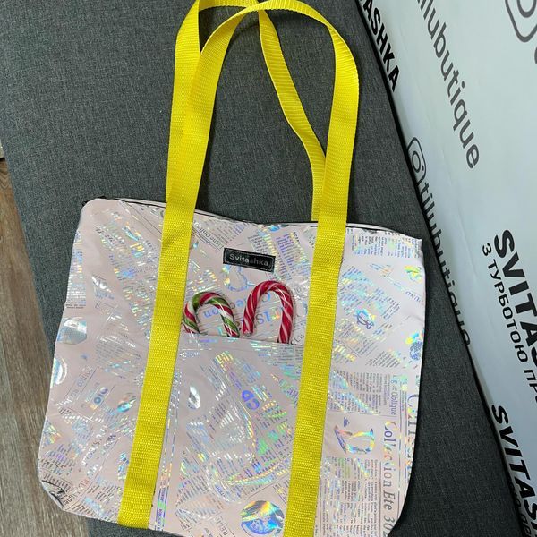 Жіноча сумка шопер світловідбиваюча з кишенями на блискавці. 321 фото