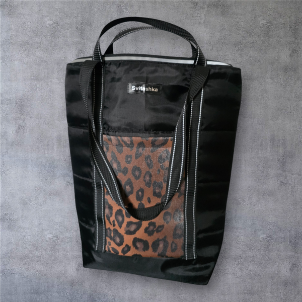 Svitashka waterproof shopping bag with leopard pockets